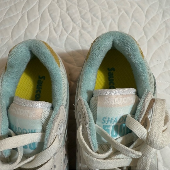 Saucony Green and Pink Sneakers Retro-Inspired Design Shadow 5000 - Picture 6 of 9